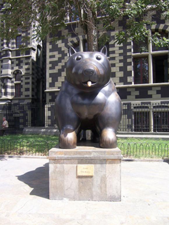 Boltero: Sculpture - Centro de Medellín 