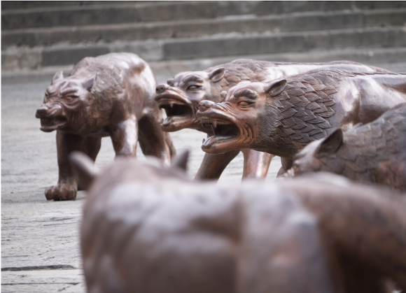 Die Wölfe kommen © Liu Ruowang, Foto Lorenzelli Arte