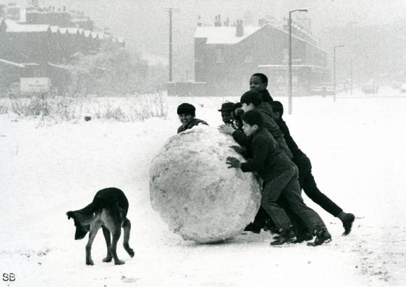 The Street photographs © Shirley Baker