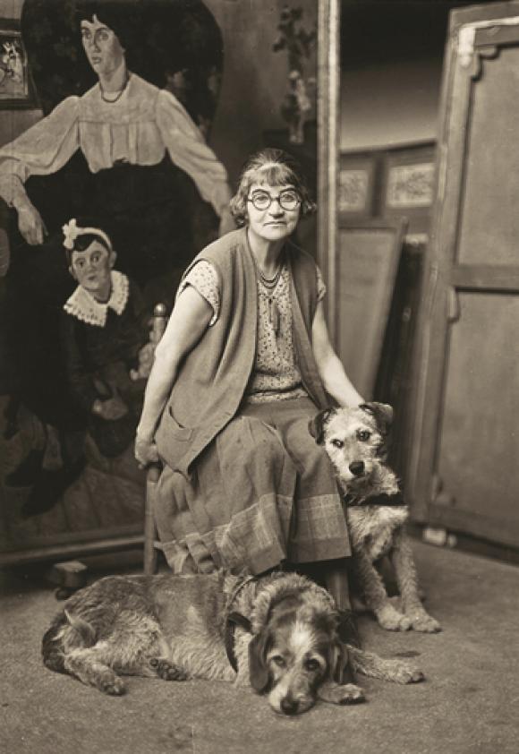 Suzanne Valadon et ses chiens, um 1930