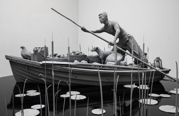 The Boatman, Sculpture, 2020 © Hans Op de Beeck